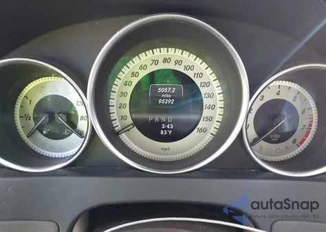 2013 Mercedes-Benz C 300 Sport 4Matic z USA, uszkodzony, nr VIN WDDGF8AB3DR282007